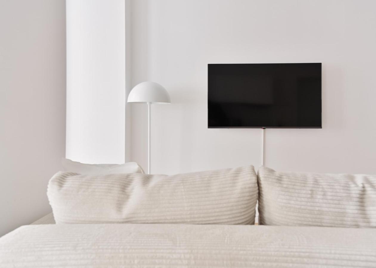 Stylish & Modern Apartment - Private Garden & Free Parking Viena Exterior foto