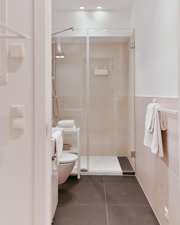 Stylish & Modern Apartment - Private Garden & Free Parking Viena Exterior foto